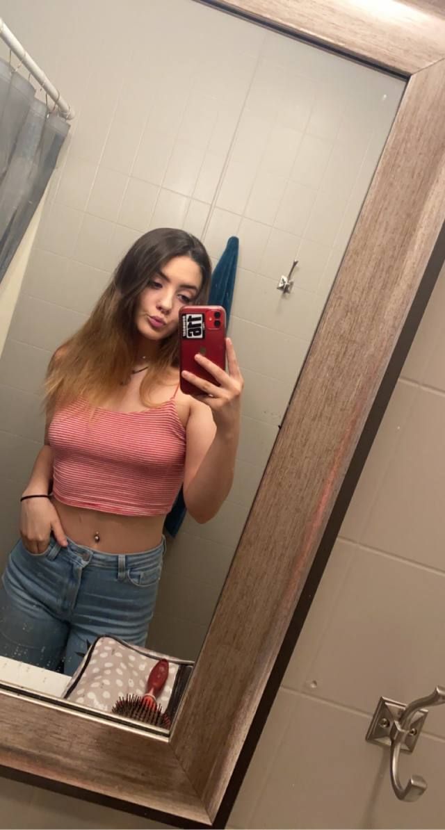 text me!**+13464678384**IM AVAILABLE FOR FUN💦💦RIGHT NOW TO GET FUCK DM ME WITH YOUR LOCATION.I Got Party Favors Also👿 - Image 3